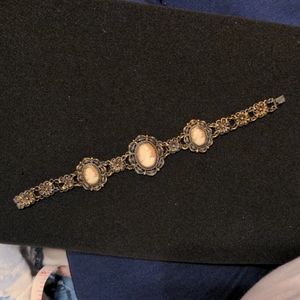 Antique Victorian Lady cameo bracelet